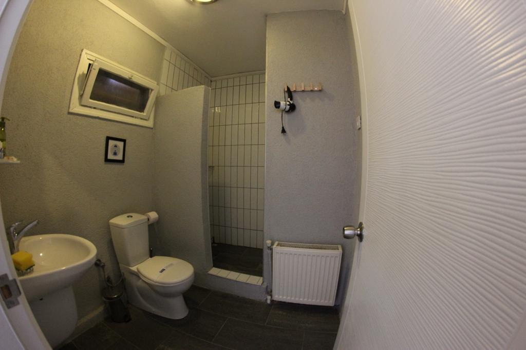 בוזקאדה Efharisto Hotel מראה חיצוני תמונה