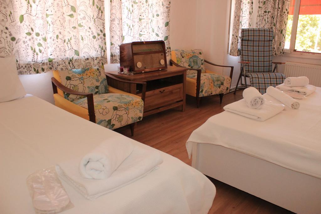 בוזקאדה Efharisto Hotel מראה חיצוני תמונה